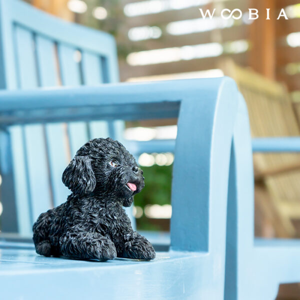 伏せして見上げるわんこ《 トイプードル 黒 11cm》