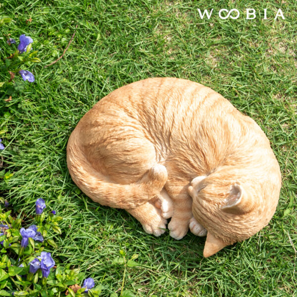 気持ちよく眠るにゃんこ《 茶トラ猫 11.3cm》